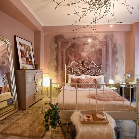 Magic Studio - A Central Fairytale Experience บูคาเรสต์ ภายนอก รูปภาพ