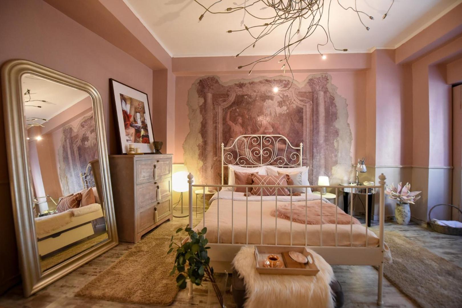 Magic Studio - A Central Fairytale Experience บูคาเรสต์ ภายนอก รูปภาพ